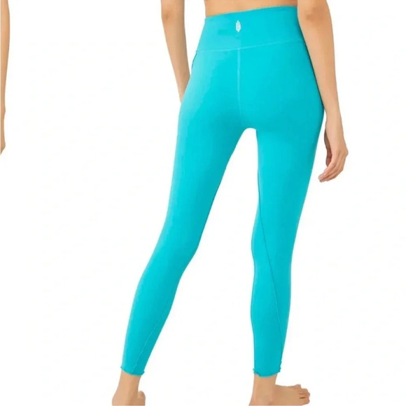 Free People Movement Hearts Aflutter Leggings in Wavy Waters - Size Small - Picture 2 of 9